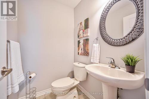 85 Payne Crescent, Aurora, ON - Indoor Photo Showing Bathroom