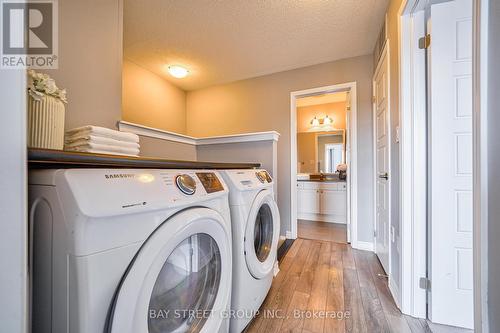 85 Payne Crescent, Aurora, ON - Indoor Photo Showing Laundry Room