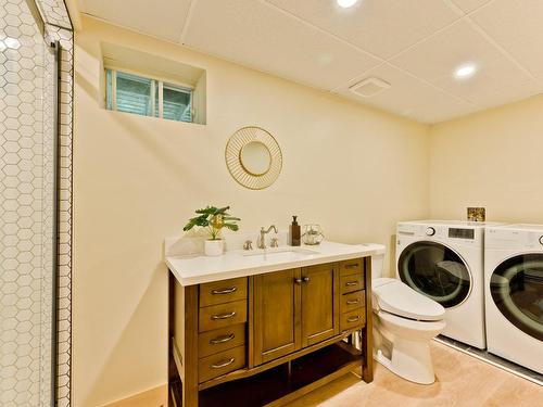 Bathroom - 278 Ch. Dupont, Dixville, QC - Indoor Photo Showing Laundry Room