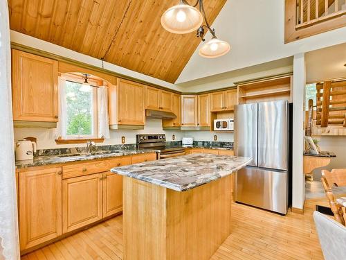 Kitchen - 278 Ch. Dupont, Dixville, QC - Indoor Photo Showing Kitchen With Double Sink