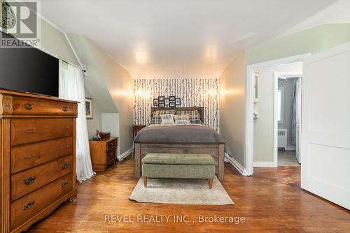 77 Bond Street E, Kawartha Lakes (Fenelon Falls), ON - Indoor Photo Showing Other Room