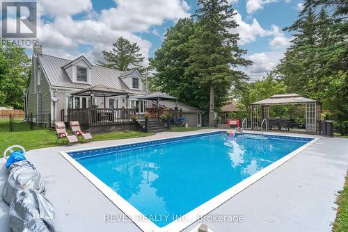 77 Bond Street E, Kawartha Lakes (Fenelon Falls), ON - Outdoor With In Ground Pool With Backyard