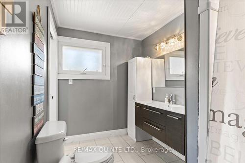 608 County Road 22, Prince Edward County (Sophiasburgh), ON - Indoor Photo Showing Bathroom