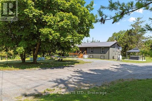 608 County Road 22, Prince Edward County (Sophiasburgh), ON - Outdoor