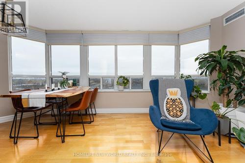 1110 - 5418 Yonge Street, Toronto (Willowdale West), ON - Indoor Photo Showing Dining Room