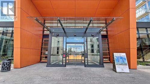 109 - 95 Mcmahon Drive, Toronto (Bayview Village), ON - Indoor Photo Showing Garage