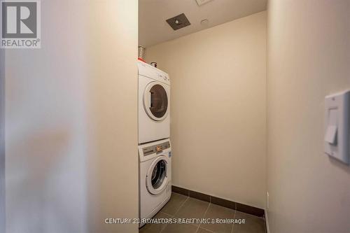 916 - 1030 King Street, Toronto C01, ON - Indoor Photo Showing Laundry Room