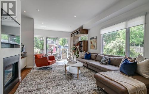 335 Hillsdale Avenue E, Toronto C10, ON - Indoor Photo Showing Living Room With Fireplace