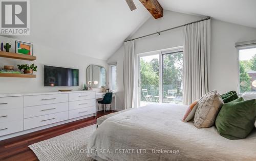 335 Hillsdale Avenue E, Toronto C10, ON - Indoor Photo Showing Bedroom