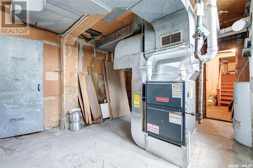 120 25Th Street, Saskatoon, SK - Indoor Photo Showing Basement