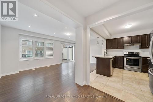 244 Ellen Davidson Drive, Oakville, ON - Indoor Photo Showing Kitchen