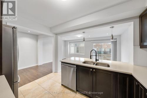 244 Ellen Davidson Drive, Oakville, ON - Indoor Photo Showing Kitchen With Double Sink