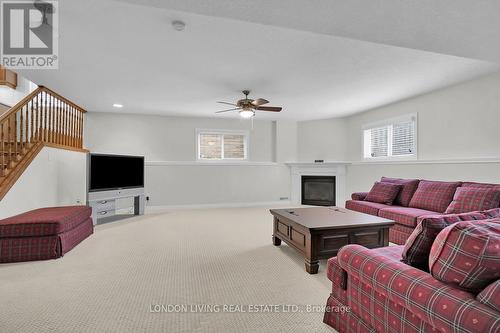 1672 Ennismore Crescent, London, ON - Indoor Photo Showing Other Room With Fireplace
