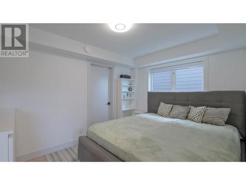 2863 Copper Ridge Drive, West Kelowna, BC - Indoor Photo Showing Bedroom