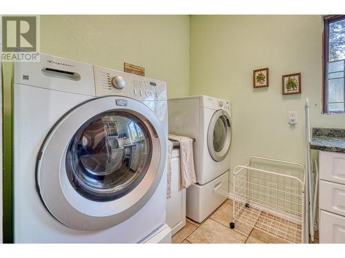 56 Nerie Road, Vernon, BC - Indoor Photo Showing Laundry Room