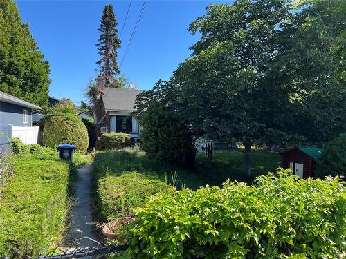 383 Scott Avenue, Penticton, BC - Outdoor