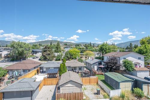 303-208 Ellis Street, Penticton, BC - Outdoor With View