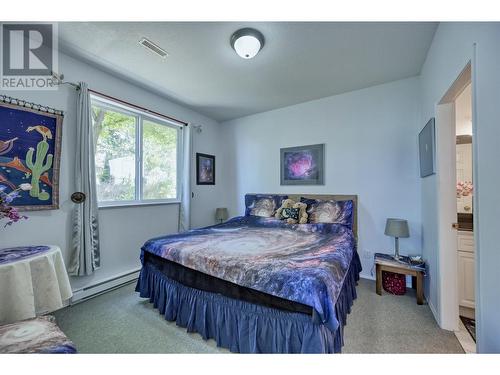 1270 Highway 3 Highway, Osoyoos, BC - Indoor Photo Showing Bedroom