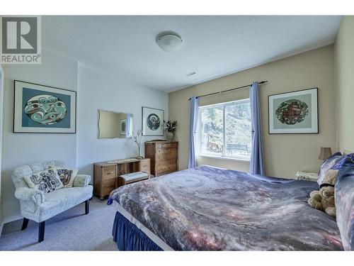 1270 Highway 3 Highway, Osoyoos, BC - Indoor Photo Showing Bedroom