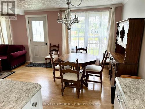 42 King Street, Kapuskasing, ON - Indoor Photo Showing Dining Room