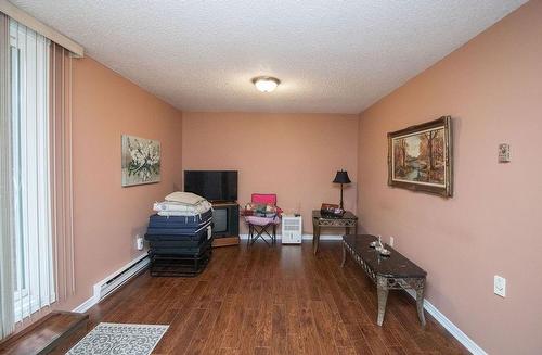 445 Stone Church Road W|Unit #15, Hamilton, ON - Indoor Photo Showing Other Room