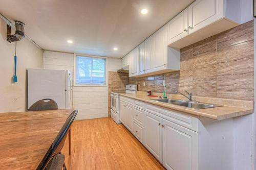 3 Elgar Avenue, Hamilton, ON - Indoor Photo Showing Kitchen With Double Sink