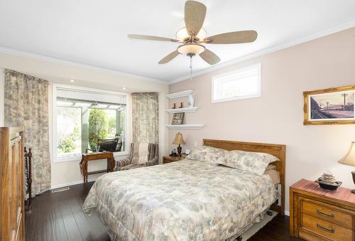 23-1201 Cameron Avenue, Kelowna, BC - Indoor Photo Showing Bedroom