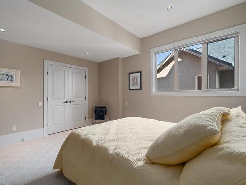 1492 Gregory Road, West Kelowna, BC - Indoor Photo Showing Bedroom
