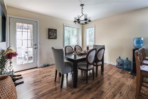 1157 Kneller Court, Kelowna, BC - Indoor Photo Showing Dining Room