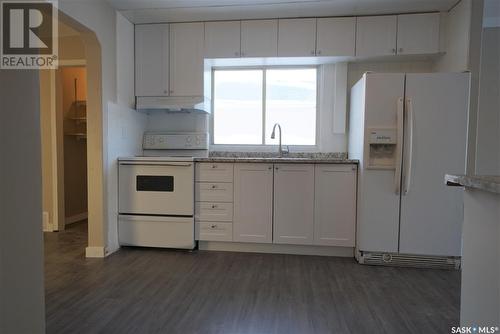 515 Osler Street, Regina, SK - Indoor Photo Showing Kitchen