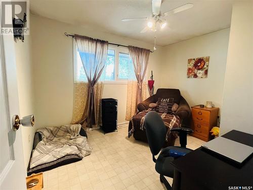 724 4Th Street E, Shaunavon, SK - Indoor