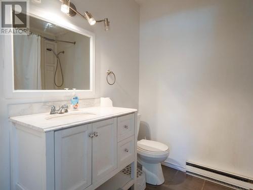 767 Spruce Street, Quesnel, BC - Indoor Photo Showing Bathroom