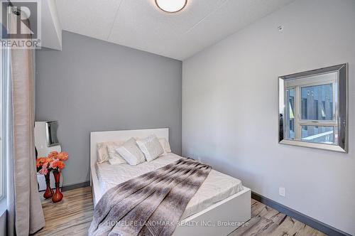 301 - 77 Leland Street W, Hamilton, ON - Indoor Photo Showing Bedroom