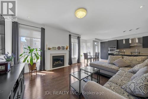 18 Kellington Trail, Whitchurch-Stouffville, ON - Indoor Photo Showing Living Room With Fireplace