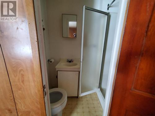 30 Rowan Ave, Kirkland Lake, ON - Indoor Photo Showing Bathroom