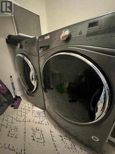 Room - 30 Iguana Terrace, Brampton (Northwest Brampton), ON - Indoor Photo Showing Laundry Room