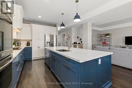 75 Spruce Gardens, Belleville, ON - Indoor Photo Showing Kitchen With Upgraded Kitchen