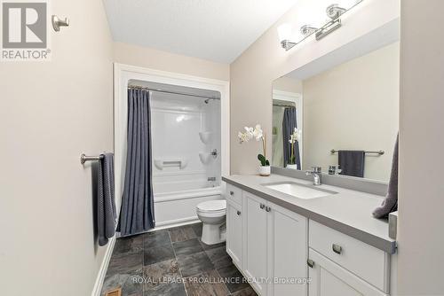 75 Spruce Gardens, Belleville, ON - Indoor Photo Showing Bathroom