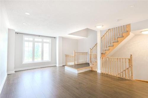 345 Aspendale Crescent, Mississauga, ON - Indoor Photo Showing Other Room