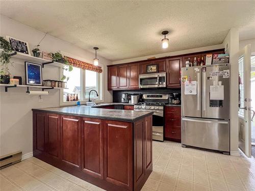 330 Scarth Drive, Virden, MB - Indoor Photo Showing Kitchen