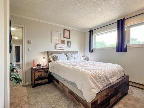 330 Scarth Drive, Virden, MB - Indoor Photo Showing Bedroom