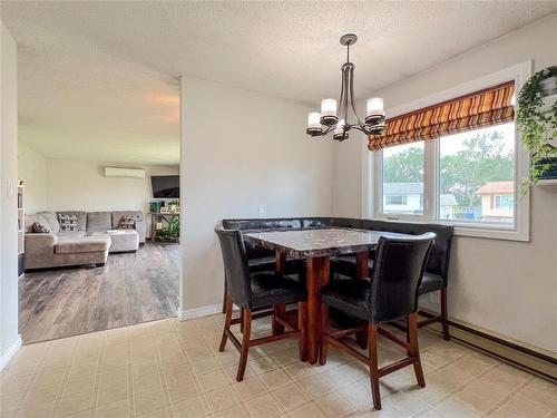 330 Scarth Drive, Virden, MB - Indoor Photo Showing Dining Room