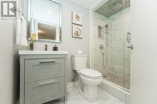 611 - 300 Bloor Street E, Toronto C09, ON - Indoor Photo Showing Bathroom