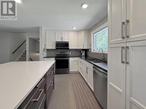 88 Carswell Street, Kitimat, BC - Indoor Photo Showing Kitchen With Double Sink