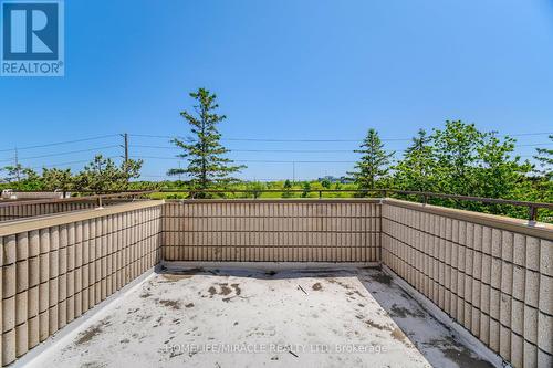 267 - 2095 Roche Court, Mississauga, ON - Outdoor