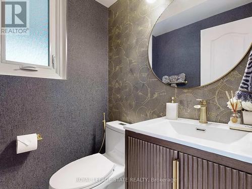 144 Old Ancaster Road, Hamilton, ON - Indoor Photo Showing Bathroom