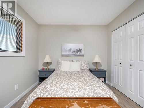 6992 Longacre Drive, Vernon, BC - Indoor Photo Showing Bedroom