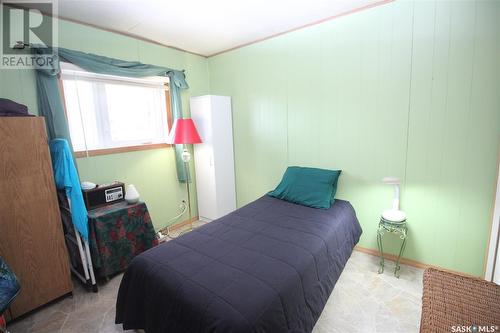 317 2Nd Avenue E, Watrous, SK - Indoor Photo Showing Bedroom