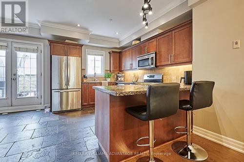 30 Windsor Street, Toronto, ON - Indoor Photo Showing Kitchen With Upgraded Kitchen