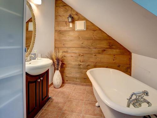 Bathroom - 3592  - 3596 Rue Metcalfe, Rawdon, QC - Indoor Photo Showing Bathroom